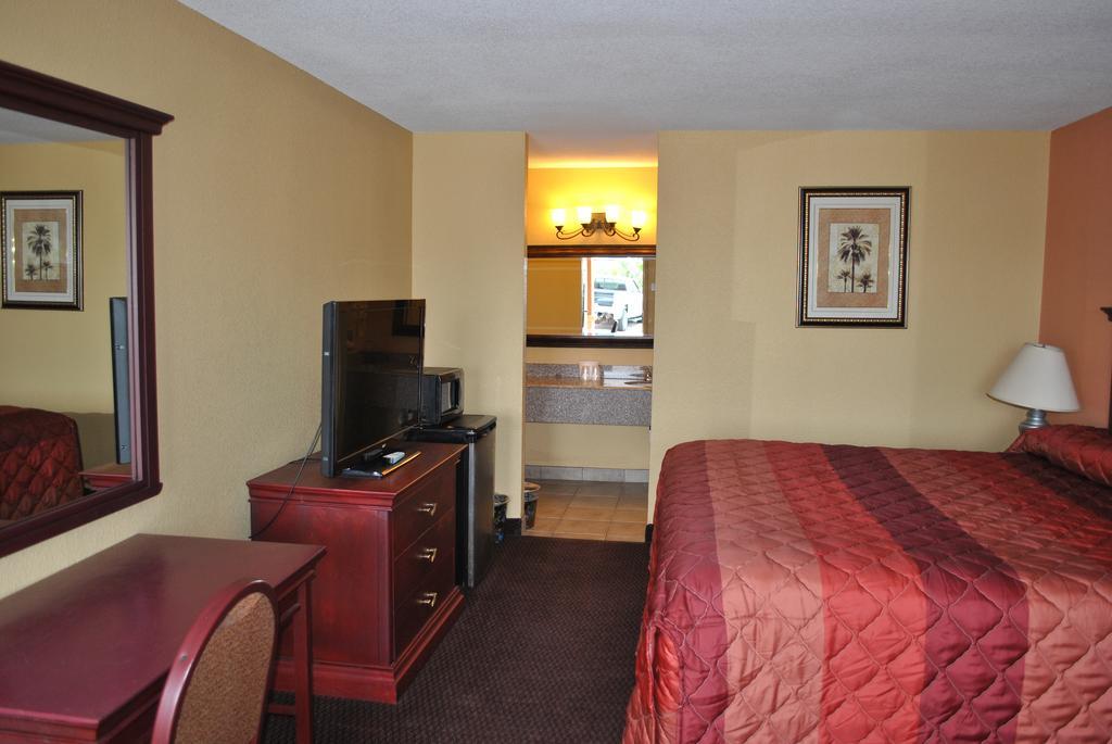 Executive Inn Brookshire Kültér fotó